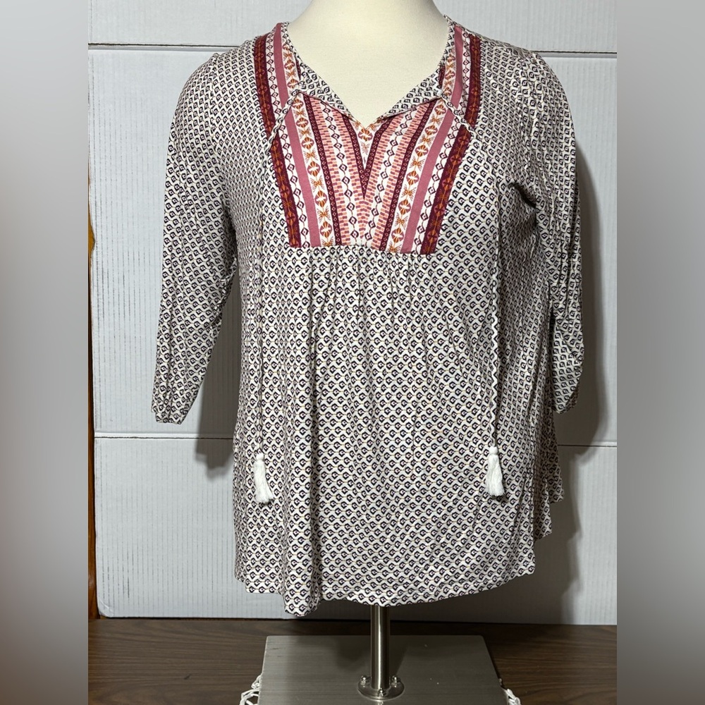 Danielrainn ladies 2X top tassel on front 28” length